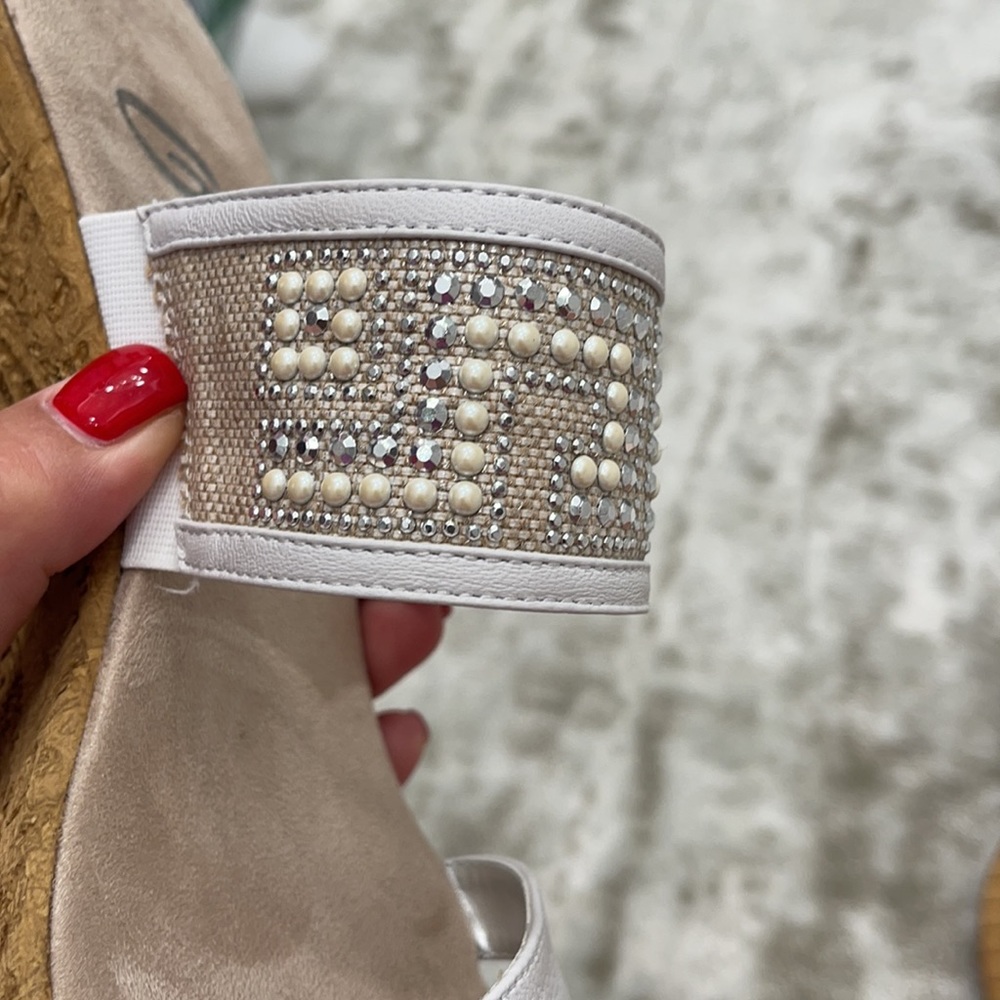 Onex white platform sandal. - Picture 3 of 4